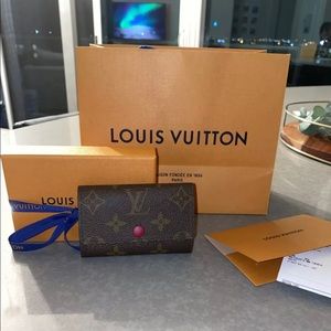 NEW Louis Vuitton 6-Key Holder Case in Fuschia
